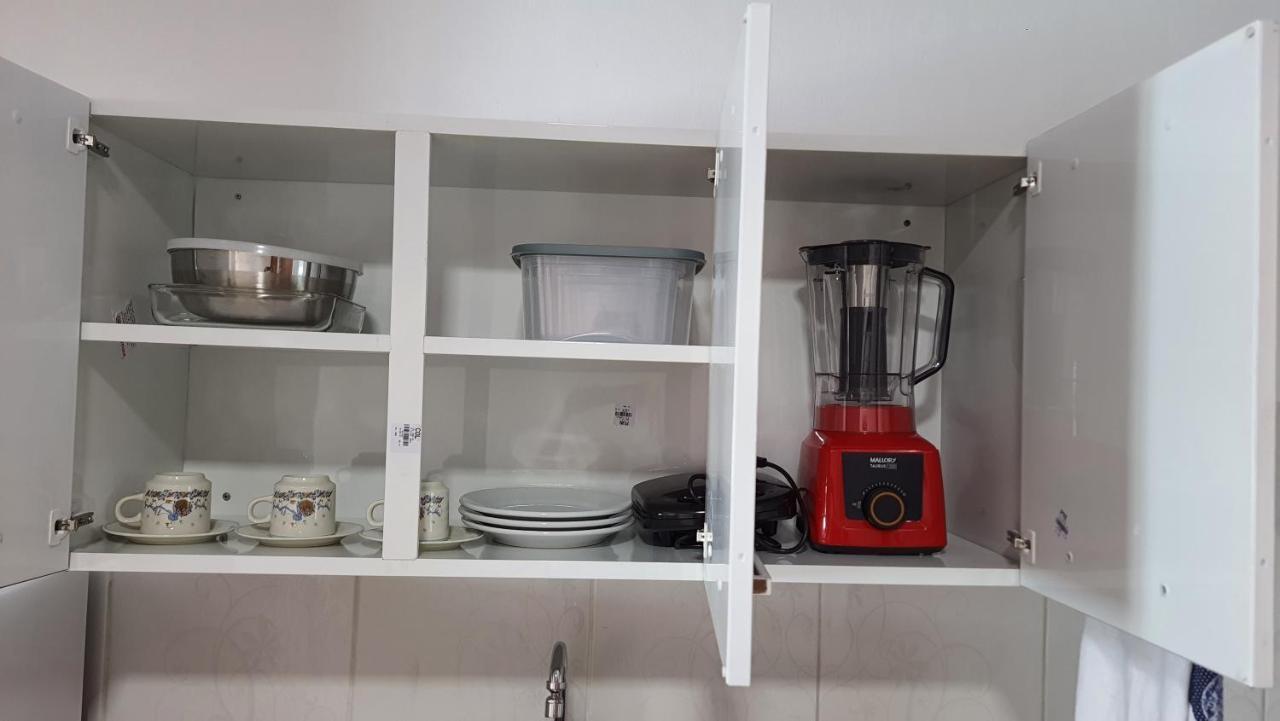 Apto 2 - Hospedagem Da Almira Nin Ngoại thất bức ảnh